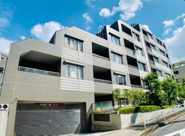 Higashiyama Apartments